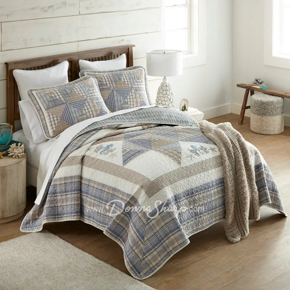 Donna Sharp Coastal Star Cotton Patchwork Quilt Set