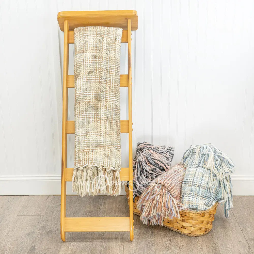 Donna Sharp Heritage Woven Throw New