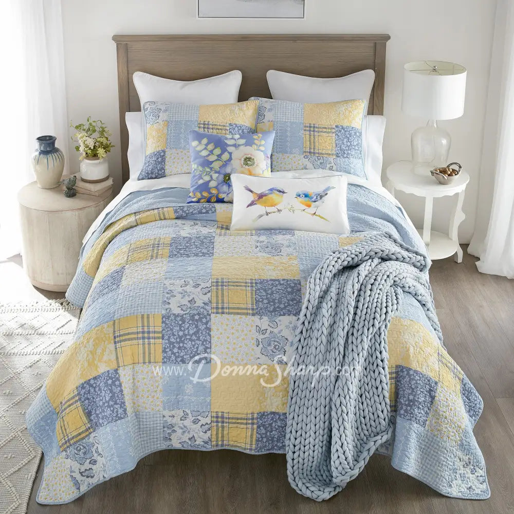 Donna Sharp Spring Flowers Cotton Pieced Quilted Bedding Set New