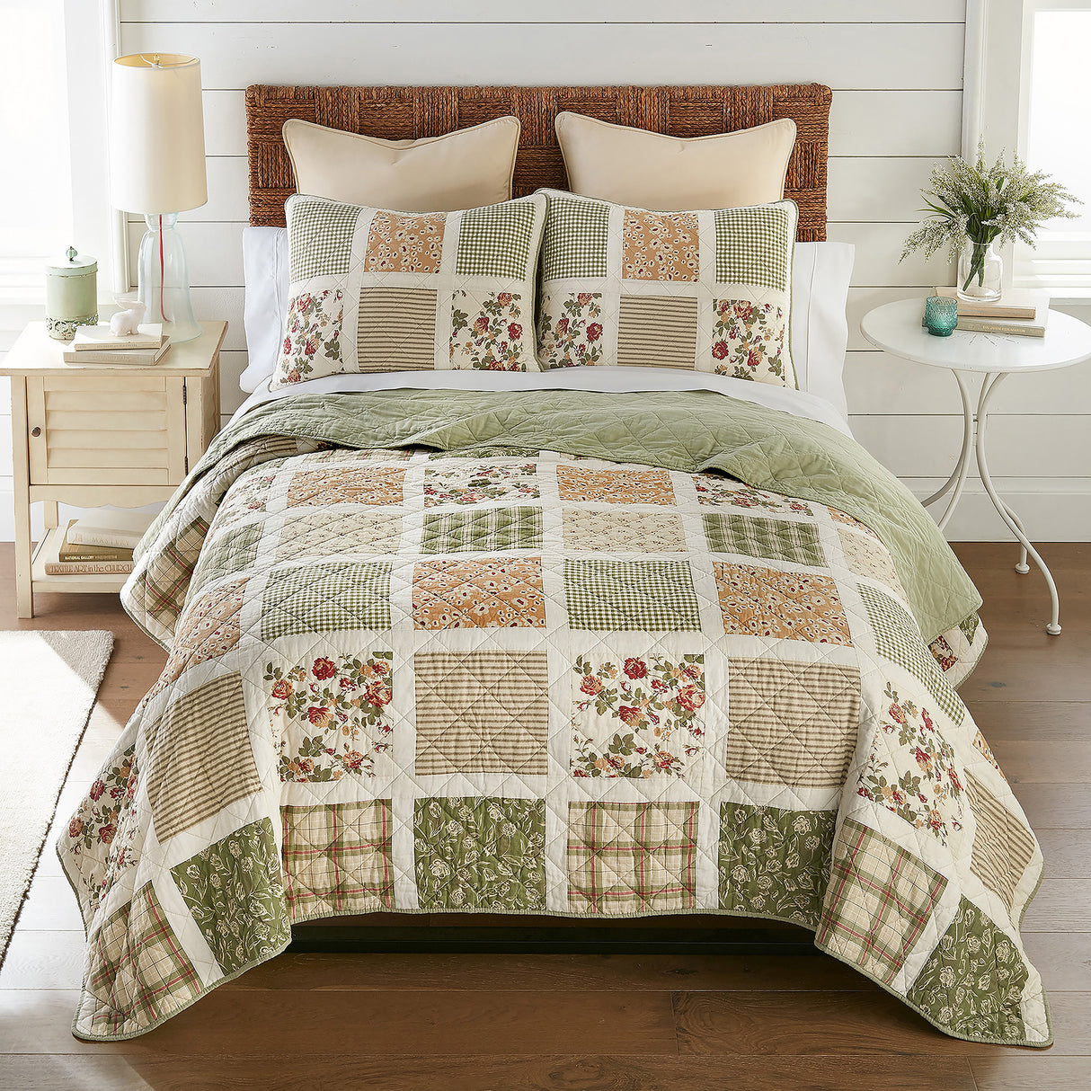 Donna Sharp Peach Rose 3pc Cotton Pieced Quilt Set