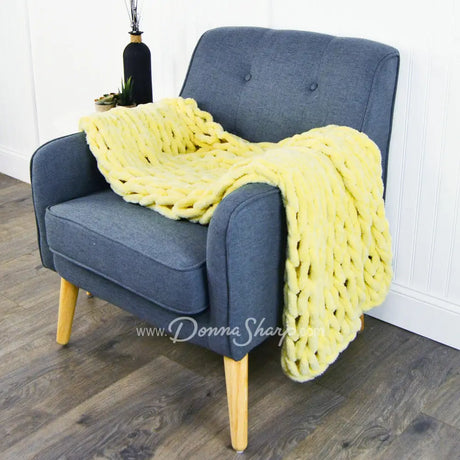 Donna Sharp Chenille Knit Throws Lemon Bedding