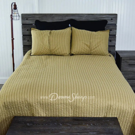 Folk Art Forest 3Pc Quilted Bedding Set From Donna Sharp