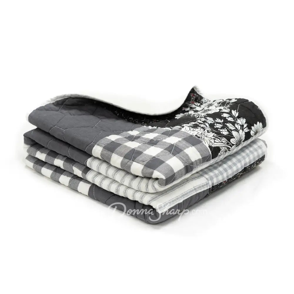 Donna Sharp Indiana Farmhouse Throw - Thumbnail 3