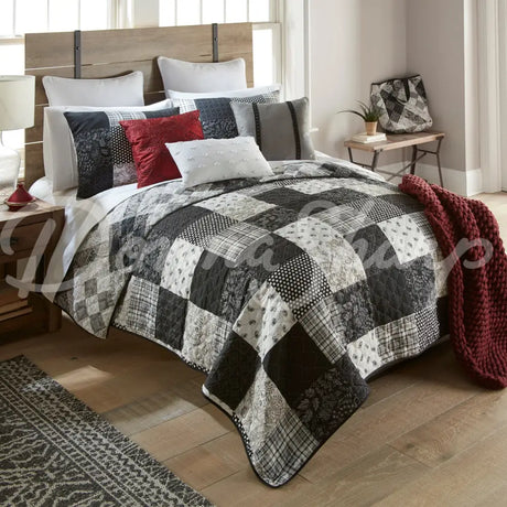 Donna Sharp London Quilt Set Bedding