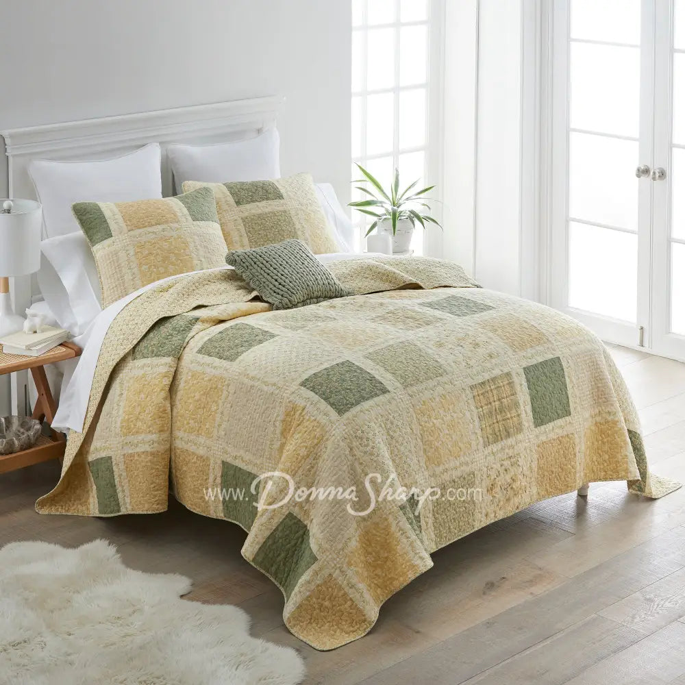 Donna Sharp Meadow Cotton Patchwork (Cal) King Quilt Set