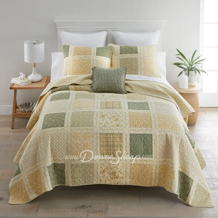 Donna Sharp Meadow Cotton Patchwork Quilt Collection