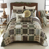 Pine Patch Quilt Set with decor pillows