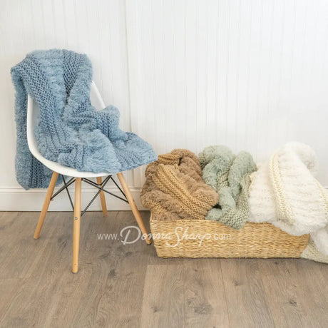 Donna Sharp Plush Knit Throws Bedding