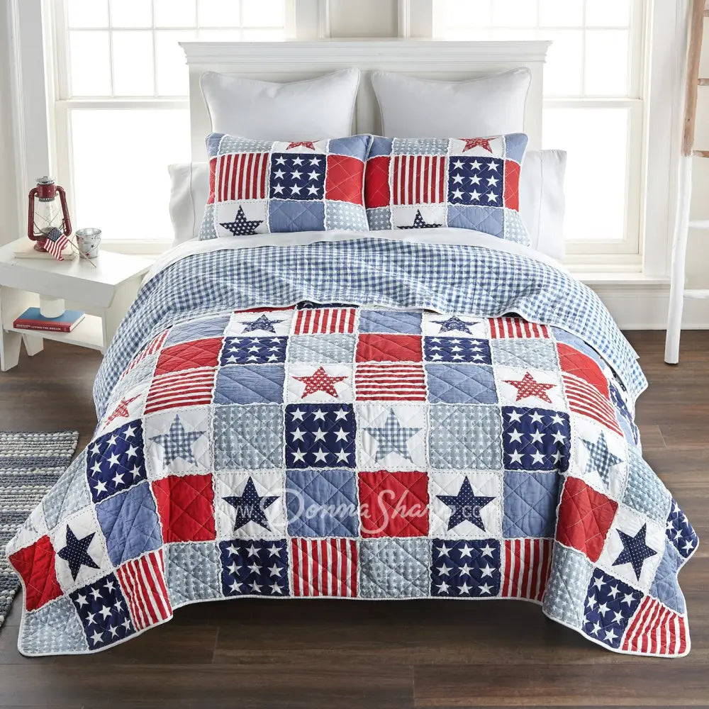 tobacco stripe cotton warp quilt Anne of Green Gables your ticket to a cozy and patriotic slumber Donna Sharp Smoky Star Cotton