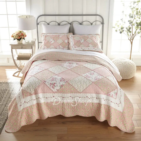 Donna Sharp Strawberry Garden 3Pc Cotton Quilt Set Bedding