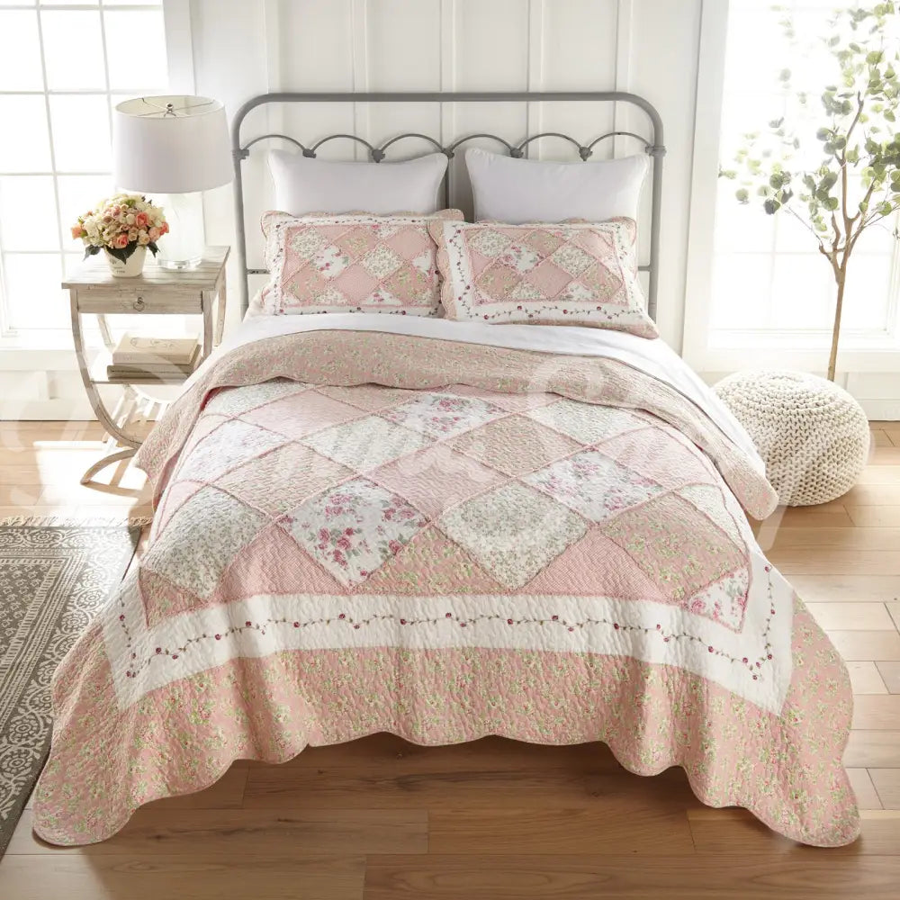 Donna Sharp Strawberry Garden 3Pc Cotton Quilt Set Bedding