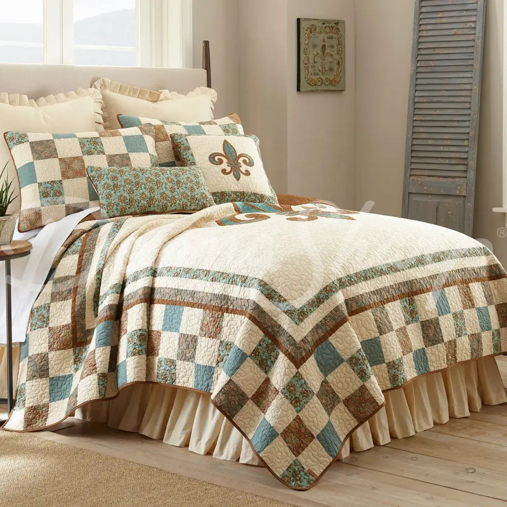 Donna Sharp Vintage Fleur Quilt Bedding