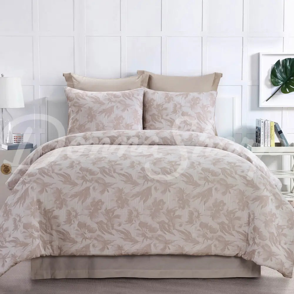 King Comforter Set Almaria (Blush) Brands