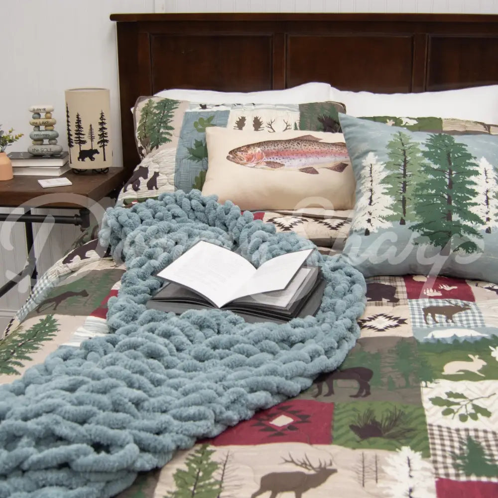 Montana Forest Quilted Bedding Set From Your Lifestyle By Donna Sharp New