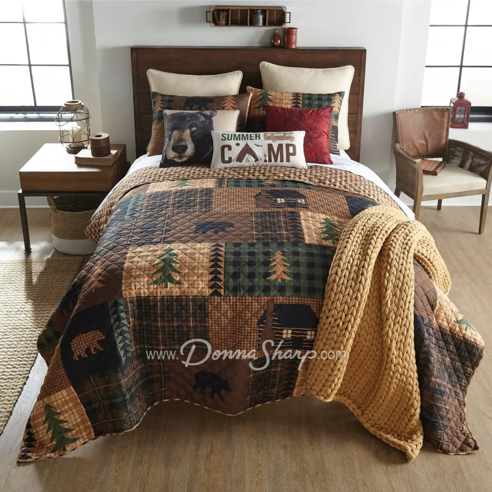 Your Lifestyle Brown Bear Cabin Quilted Bedding Set - Pillow