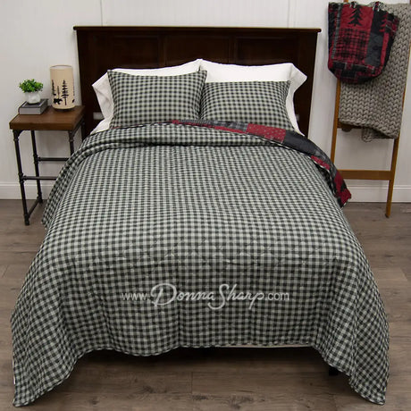 Your Lifestyle Red Forest Microfiber Quilt Bedding Set